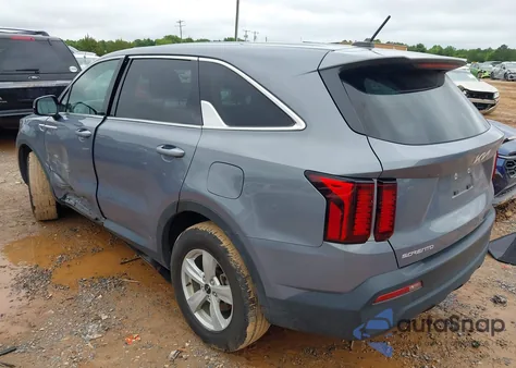 2023 Kia Sorento Lx z USA, uszkodzony, nr VIN 5XYRGDLC4PG162699